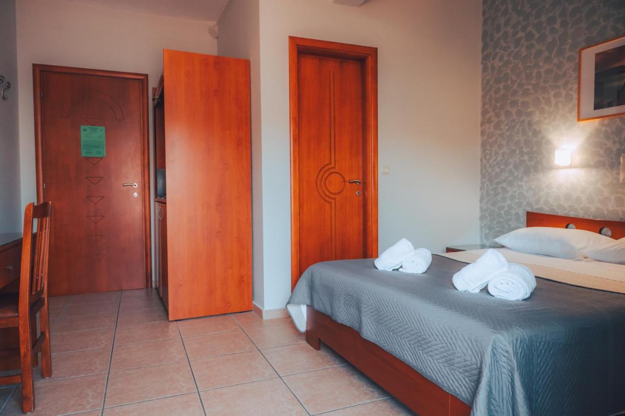 Olympiakí Aktí Dionysos Rooms المظهر الخارجي الصورة